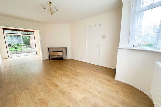 3 Glenfield Road, Leicester photo 2