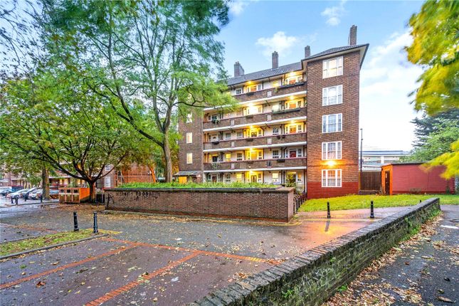 Flat for sale in Browne House, Deptford Church Street, London
