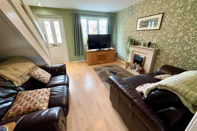 97, Oakway, Bradford photo 2