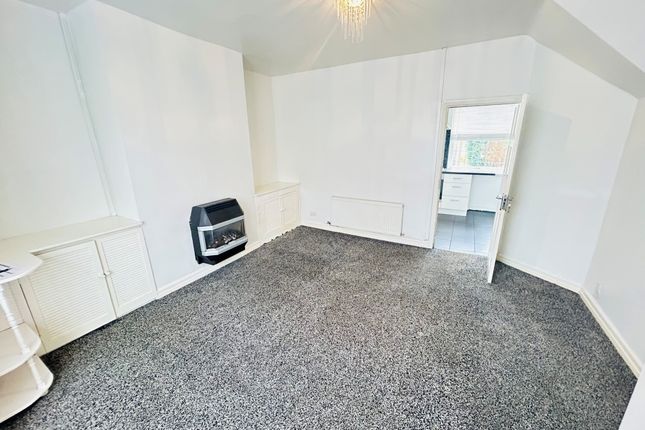 7, Chaucer Street, Preston photo 2