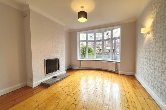 70, Brooklawn Drive, Didsbury photo 4