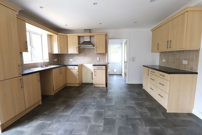 6, Lovelace Gardens, Exeter photo 5