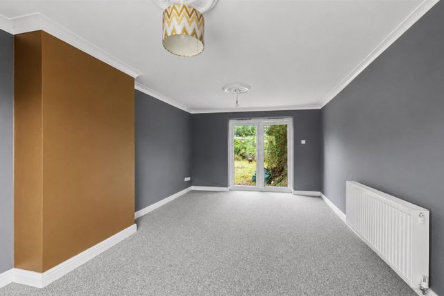 48, Abbot Road, Derbyshire photo 3