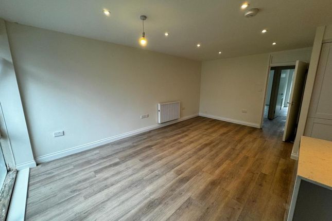 Thumbnail Flat to rent in Butlers Close, North Ox
