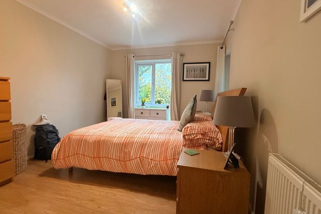 Flat 5 Fairlawn House, 11, Christchurch Road, Hampshire photo 2