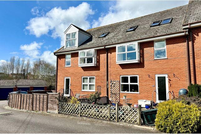 Thumbnail Flat for sale in Meadows Crescent, Honiton