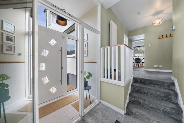 18 Glen View, Glasgow photo 3