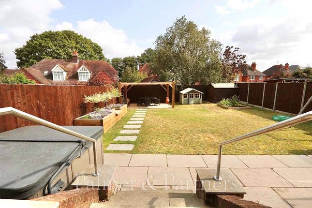 557, Felixstowe Road, Suffolk photo 4