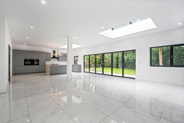 56 Stoughton Road, Leicester photo 4