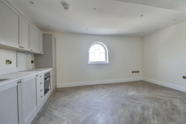 Apartment 8, 1, Portland Terrace, Southsea photo 4
