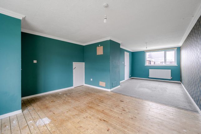 15, Rainford Way, West Midlands photo 2
