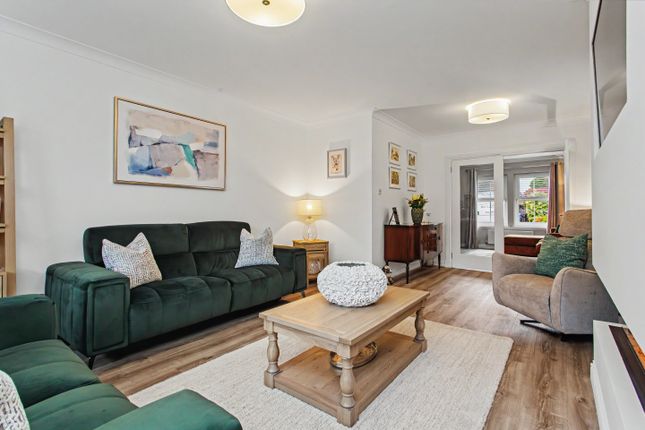 32, Newlandcraigs Avenue, Elderslie photo 4