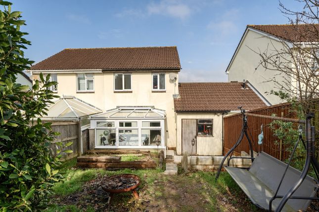 16, Snowdrop Close, Devon photo 2