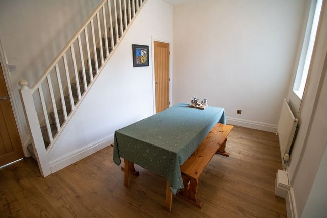 22, Alexandra Road, Manchester photo 4