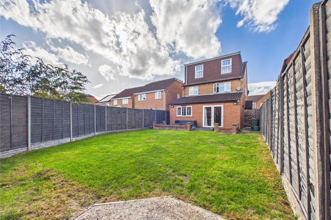 13, Mallard Close, Bristol photo 2