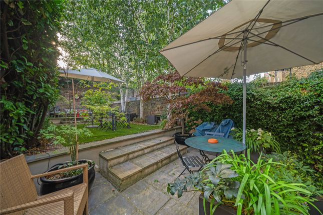 Flat A Lower Ground Floor, 162, Finborough Road, London photo 4