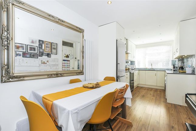 Terraced house for sale in Dowdeswell Close, London