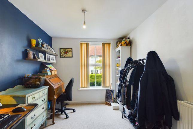 Flat for sale in Stokes Drive, Godmanchester, Huntingdon.