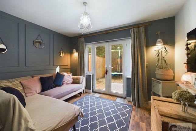 37 Saddleback Close, Newton Abbot photo 3