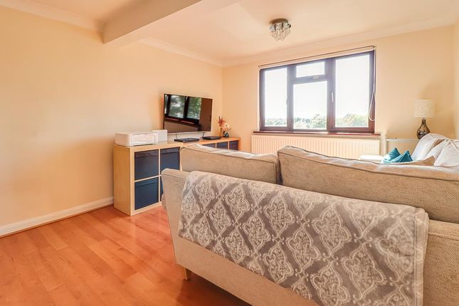 4C Hillborough Mansions, Hillborough Road, Westcliff-on-Sea photo 3