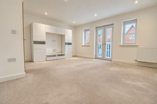 Chequers Avenue, Buckinghamshire photo 3