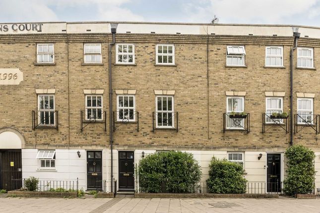 Thumbnail Terraced house for sale in Peckham Rye, London