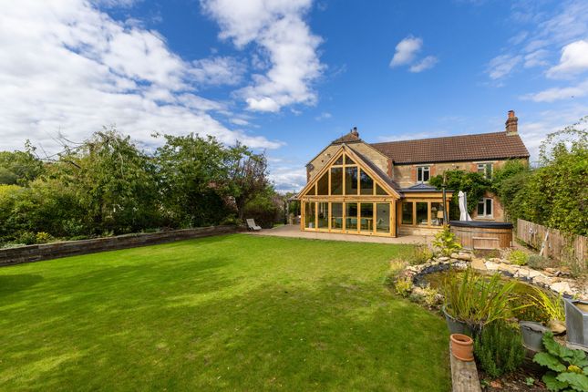 42, Stormore, Dilton Marsh photo 4