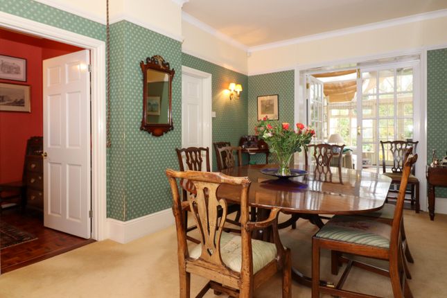 Exeter House, Church Street, Alresford photo 4