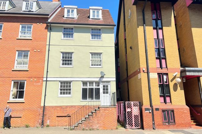 2-bed flat on 101, Fore Street, Ipswich, £125,000
