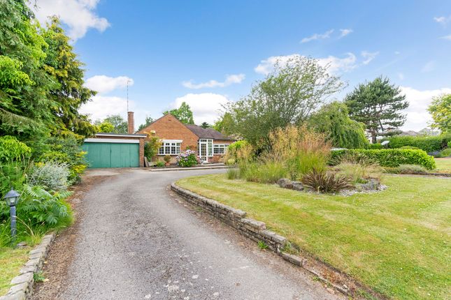 Thumbnail Bungalow for sale in Station Road, Warwick