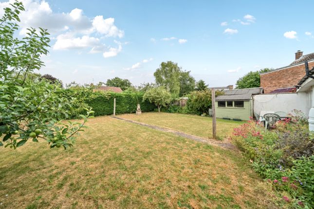 9, Swinstead Road, Grantham photo 4