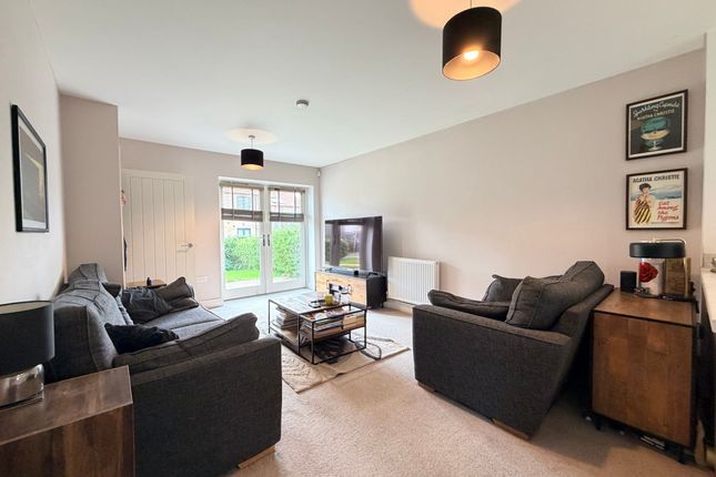 16 Granary Way, Scarborough photo 4