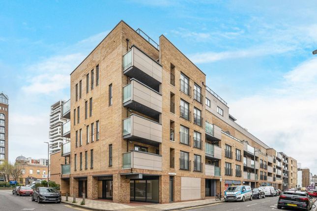 Thumbnail Flat for sale in Cubitt Apartments, Chatfield Road, Battersea, London