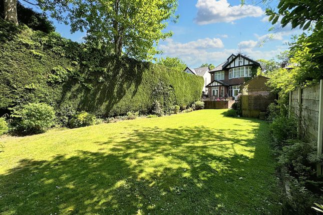 23 Park Lane, Salford photo 2