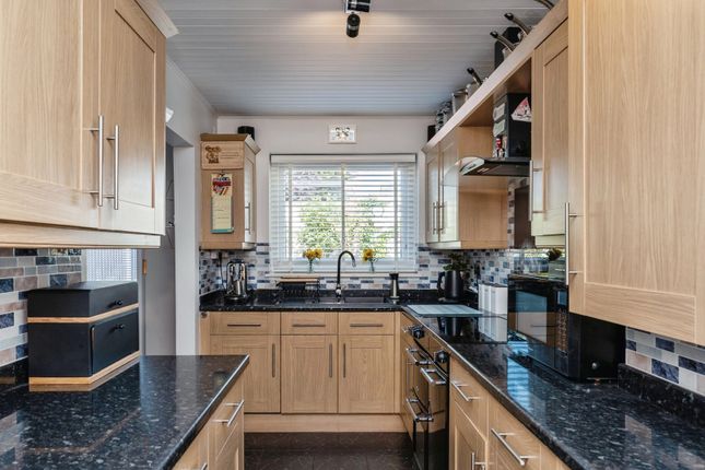 40, Brynhyfryd Avenue, Clwyd photo 4