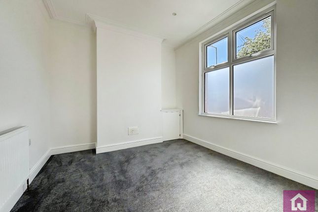 493, Claremont Road, Greater Manchester photo 2