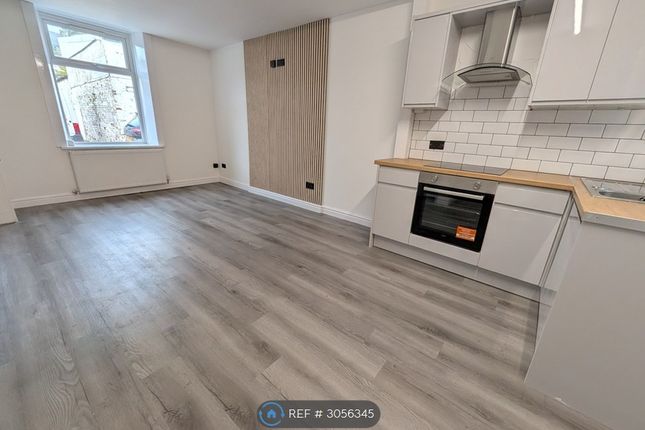 Lily Street, Milnrow, Rochdale photo 4