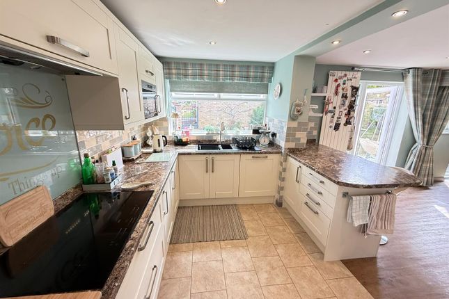 36, Grange Avenue, Hurworth Place, Darlington photo 3