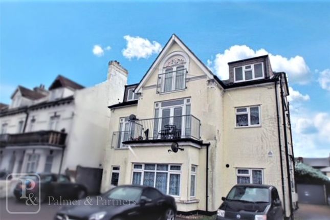 Thumbnail Flat to rent in Carnarvon Road, Clacton-On-Sea, Essex