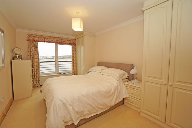 4, Genoa House, Port Solent, Portsmouth photo 4