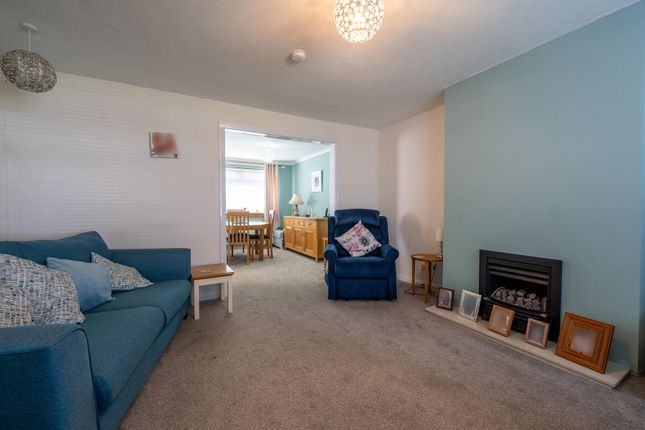 15, Berwick Crescent, Airdrie photo 4