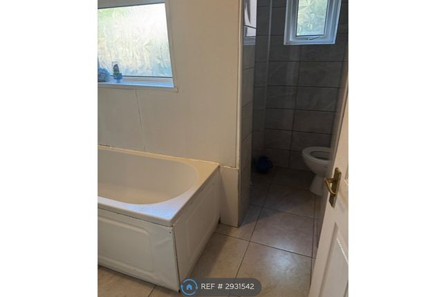 Sandringham Road, Thornton Heath photo 4