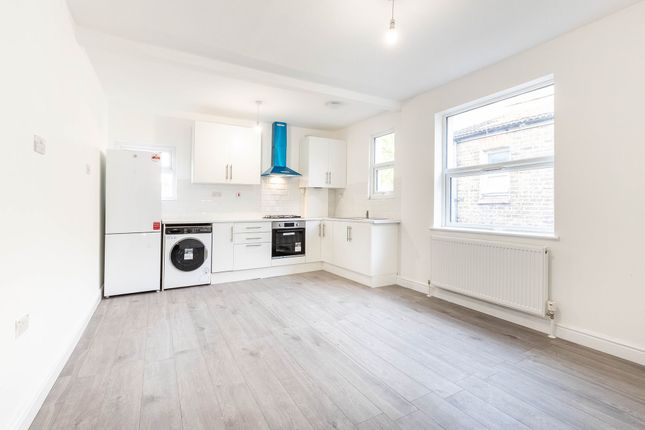 Thumbnail Flat to rent in Cecil Road, Harrow