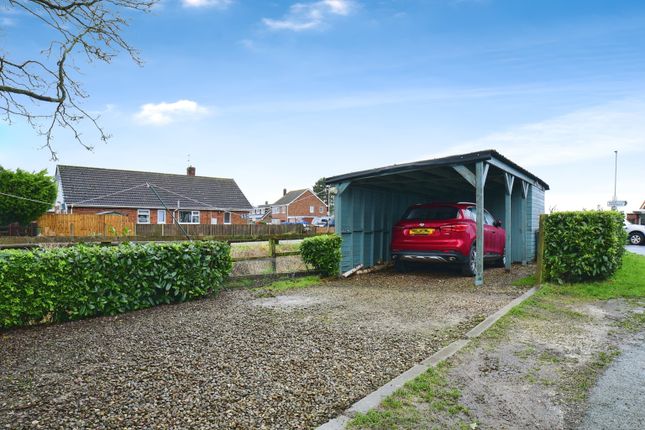 Detached house for sale in Reedness, Goole