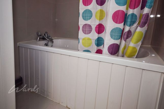 10, Institute Road, Chatham photo 5