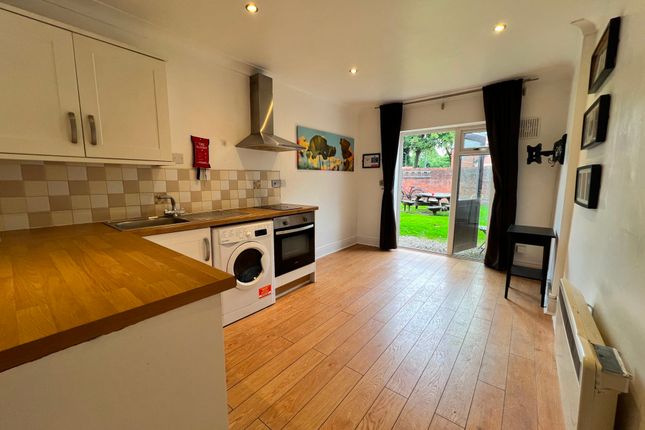 Flat 3, 84, Cathedral Road, Cardiff photo 3