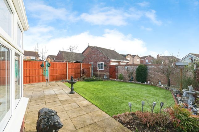 Bungalow for sale in Hollowell Close, Oulton, Lowestoft