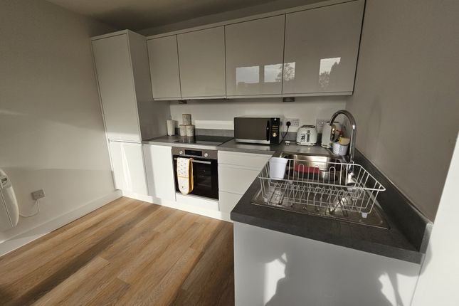 Flat for sale in Alexander House, Manchester