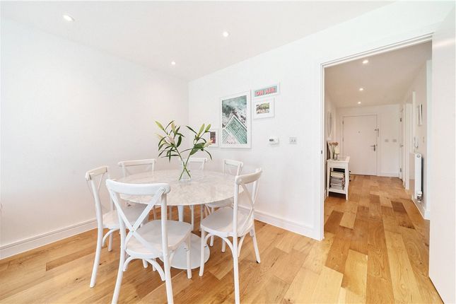 MTVH - Flat 23, 2, Fairbourne Road, London photo 4