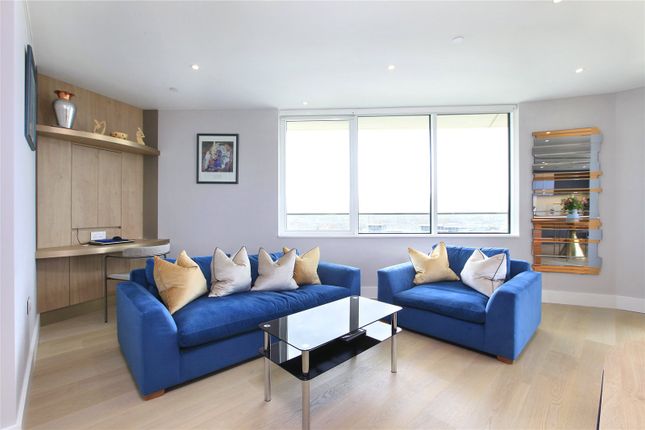 2 Bed Flat For Sale In Lombard Wharf 12 Lombard Road Battersea